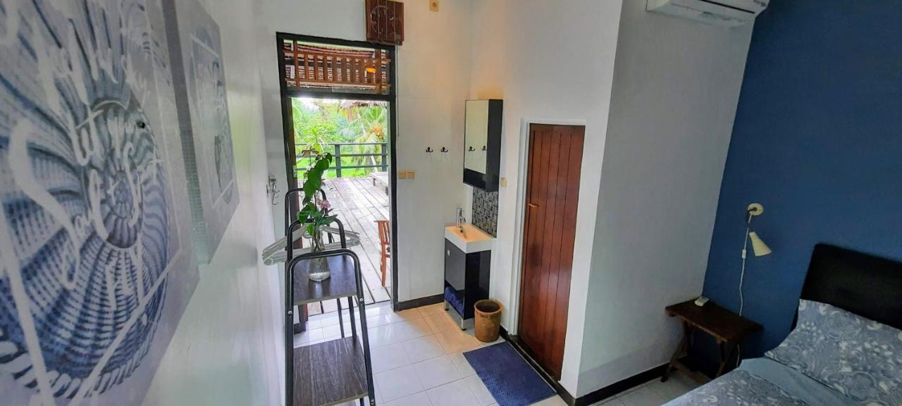 Guesthouse The 4 Fish Manado Ngoại thất bức ảnh