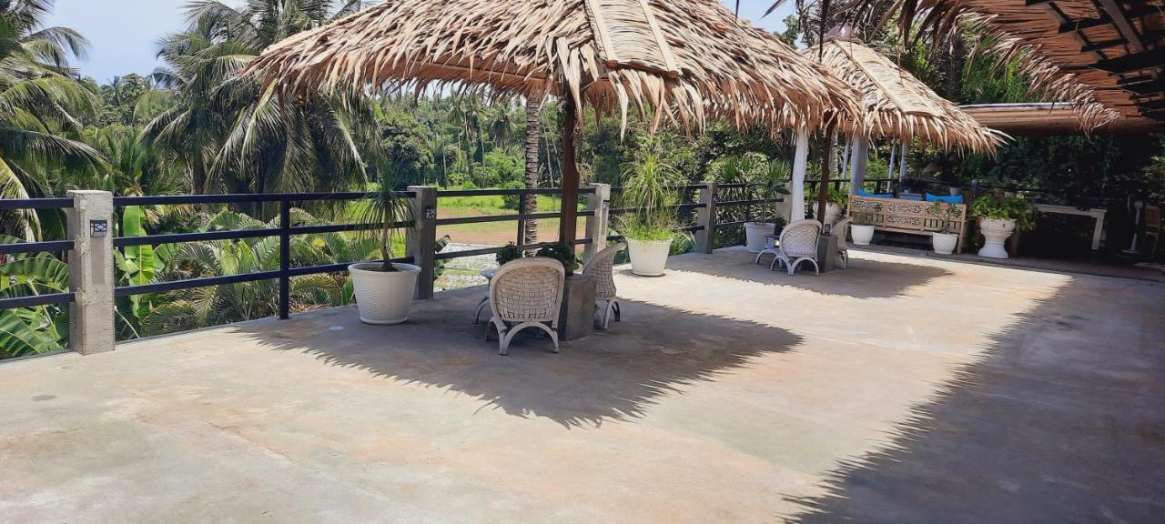 Guesthouse The 4 Fish Manado Ngoại thất bức ảnh