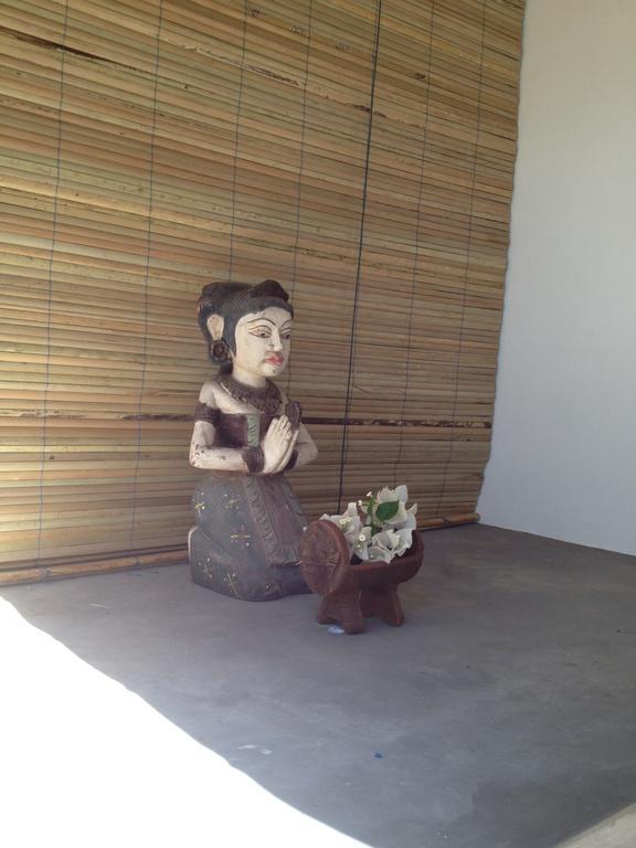 Guesthouse The 4 Fish Manado Ngoại thất bức ảnh