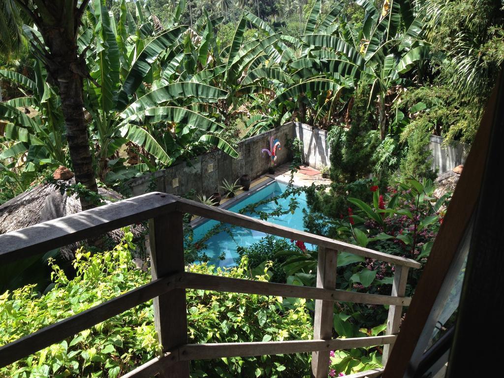 Guesthouse The 4 Fish Manado Ngoại thất bức ảnh